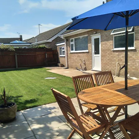 Beachgrass 15 Minutes Walk From South Beach Heacham, Dog Friendly Exterior photo