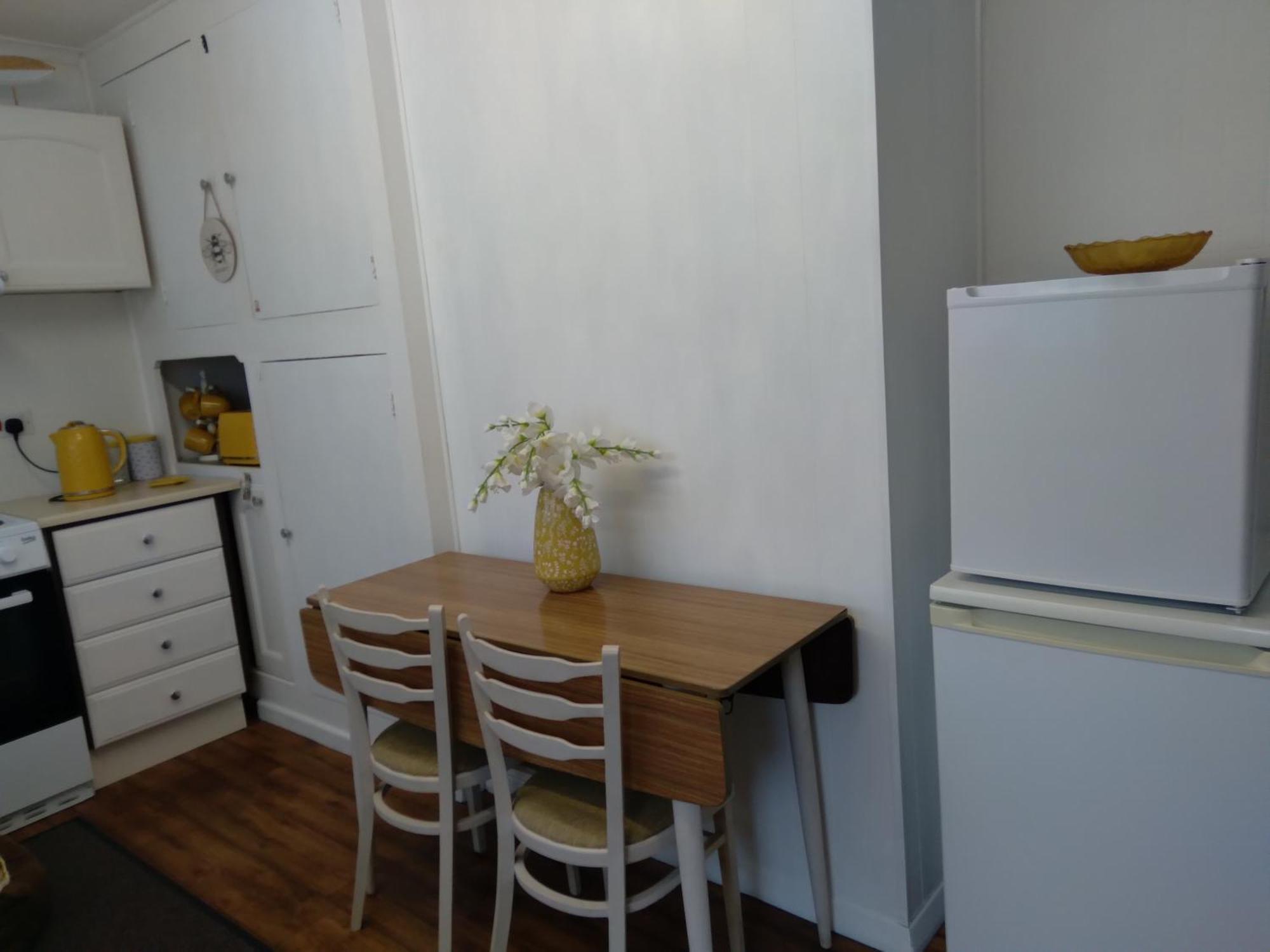 Beachgrass 15 Minutes Walk From South Heacham, Dog Friendly Holiday home Heacham