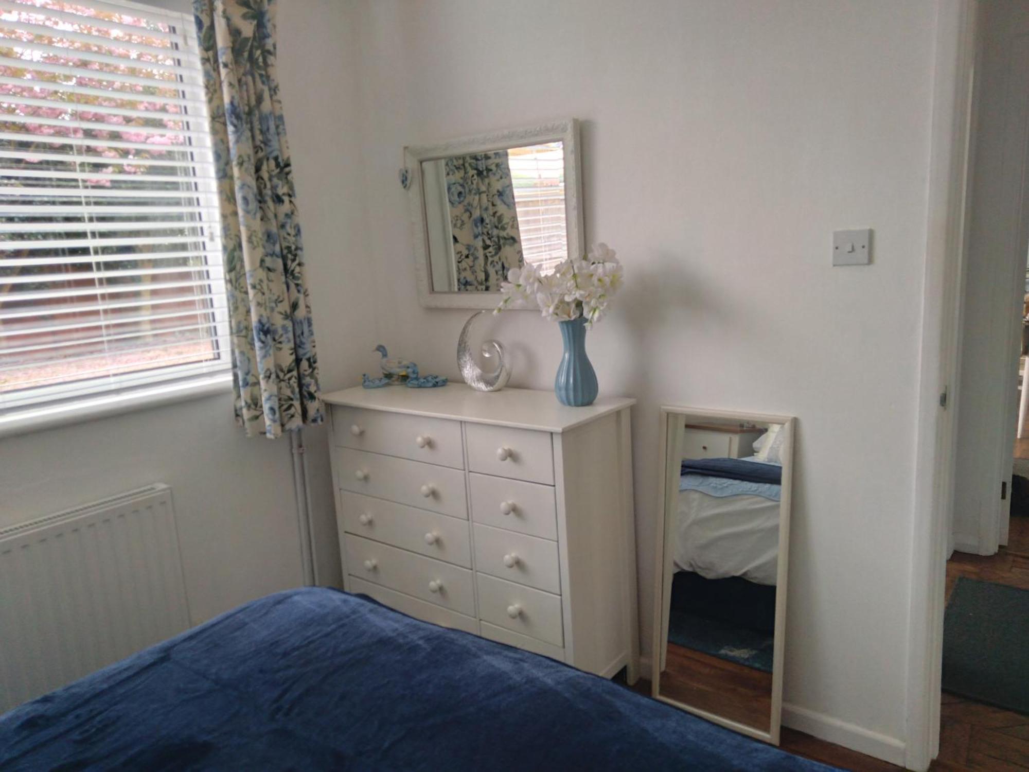 Beachgrass 15 Minutes Walk From South Heacham, Dog Friendly Holiday home
